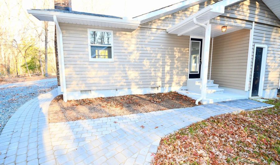 28580 HICKORY Dr, Harbeson, DE 19951 - 3 Beds, 2 Bath