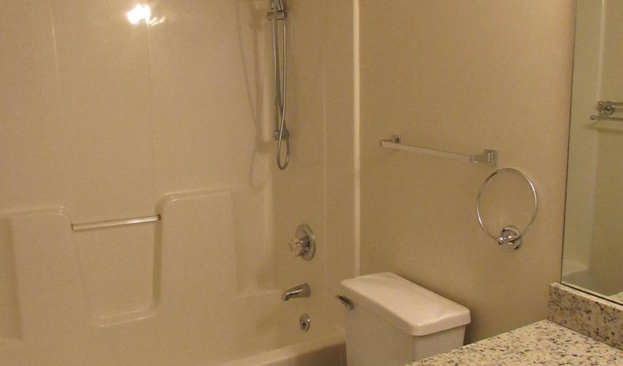 138 Kensington Way, Aberdeen, NC 28315 - 3 Beds, 2 Bath