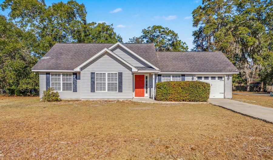 4 Fig Dr, Beaufort, SC 29907 - 3 Beds, 2 Bath