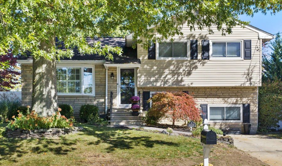 11 Probasco Dr, Allentown, NJ 08501 - 3 Beds, 2 Bath