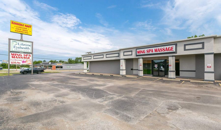 1716 E KIMBERLY Rd, Davenport, IA 52807 - 0 Beds, 0 Bath