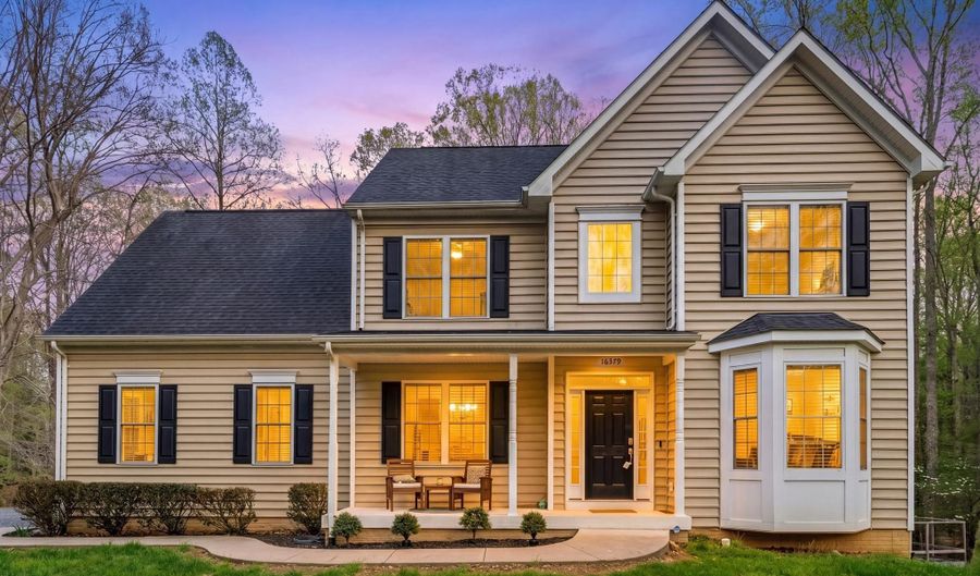 16379 COVEY Cir, Amissville, VA 20106 - 5 Beds, 4 Bath