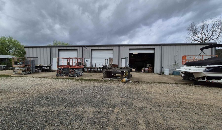 901 Carpenter St, Arkadelphia, AR 71743 - 0 Beds, 0 Bath