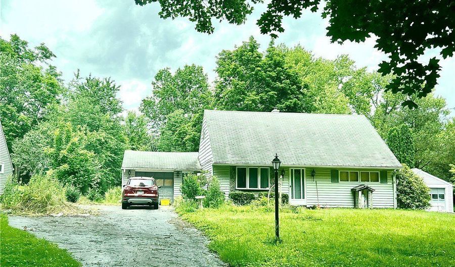 4234 Burkey Rd, Austintown, OH 44515 - 4 Beds, 1 Bath