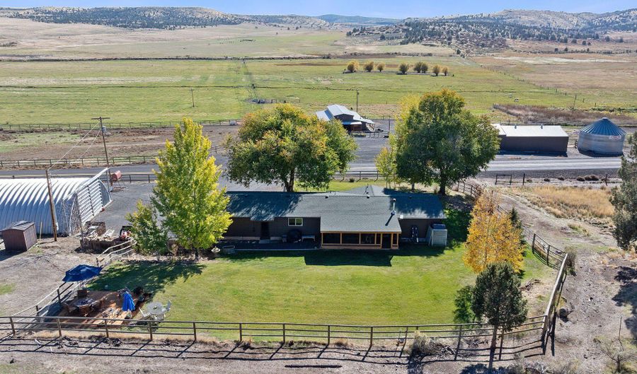 91355 HWY 293, Antelope, OR 97001 - 3 Beds, 2 Bath