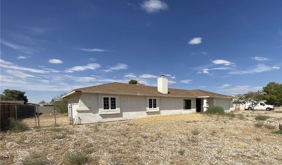 22764 Powhatan Rd, Apple Valley, CA 92308 - 3 Beds, 2 Bath