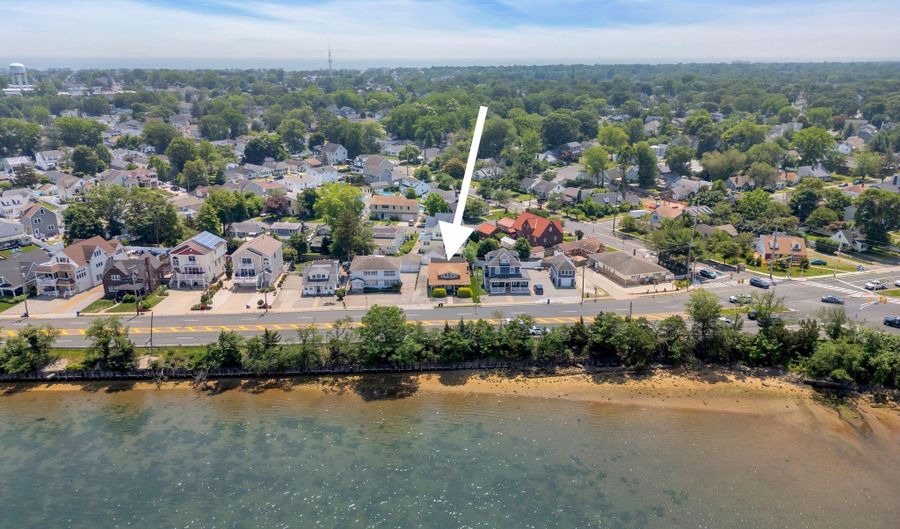 1721 River Rd, Belmar, NJ 07719 - 5 Beds, 2 Bath