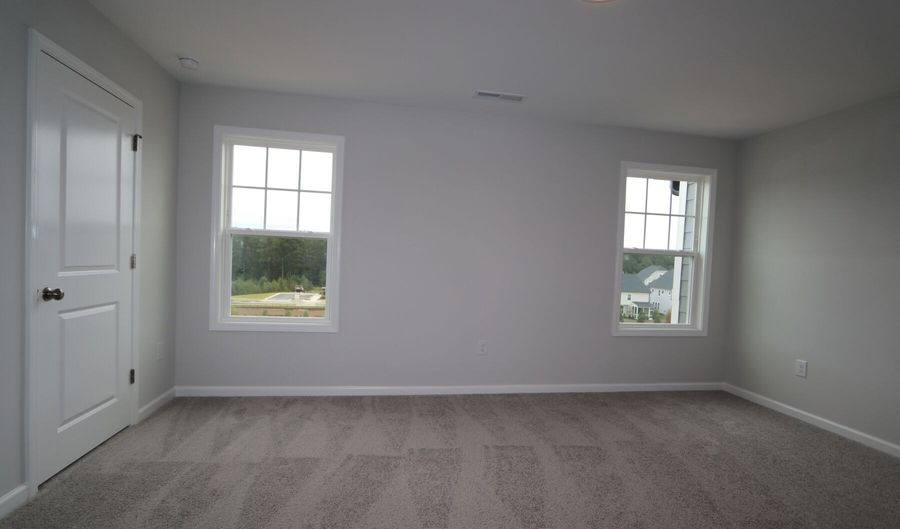 10028 Secluded Garden Dr, Apex, NC 27523 - 3 Beds, 3 Bath