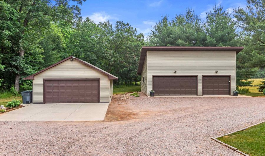 1854 E County Road Z, Arkdale, WI 54613 - 3 Beds, 3 Bath