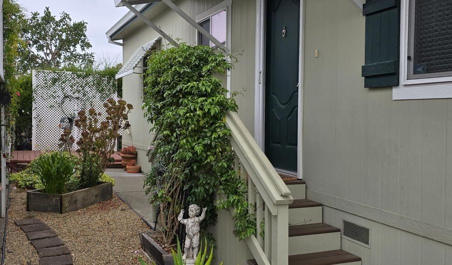 71 Oriole Way, Santa Rosa, CA 95409 - 2 Beds, 2 Bath
