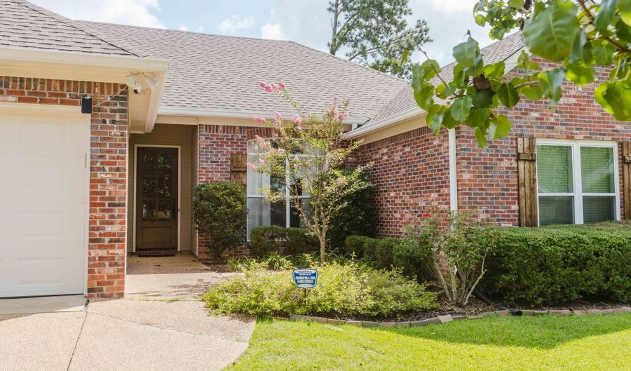 120 Susan Ln, Brandon, MS 39042 - 3 Beds, 2 Bath
