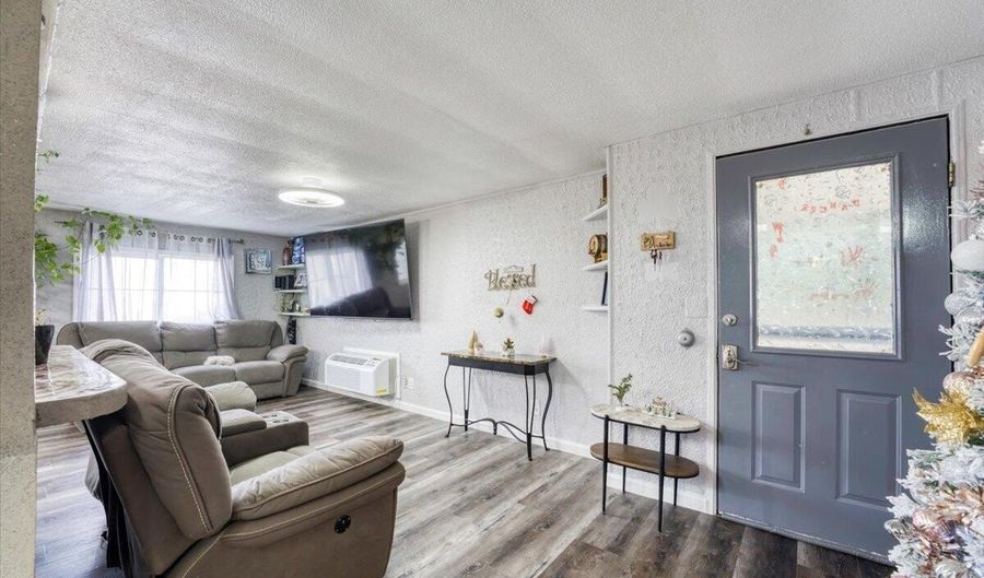 985 Villa Way, Fernley, NV 89408 - 4 Beds, 2 Bath