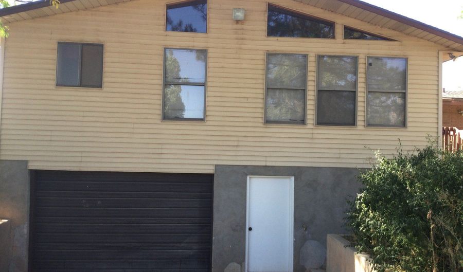 30 N MAIN St, Aurora, UT 84620 - 5 Beds, 3 Bath