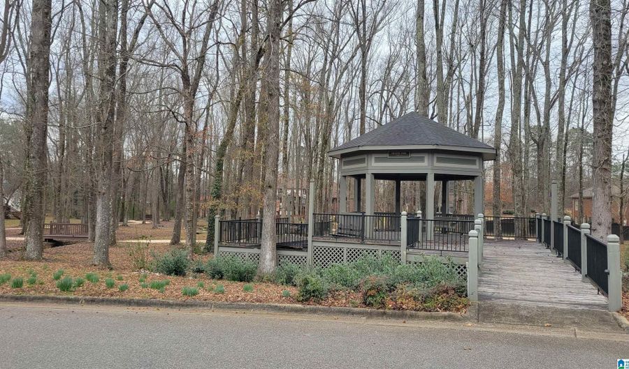 14 COUNTRY SQUIRE Rd, Anniston, AL 36207 - 5 Beds, 7 Bath