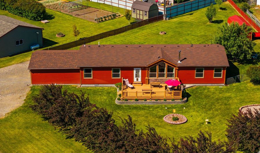 201 N Jackson St, Boulder, MT 59632 - 3 Beds, 2 Bath