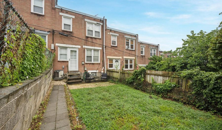 367 W SALAIGNAC St, Philadelphia, PA 19128 - 2 Beds, 1 Bath