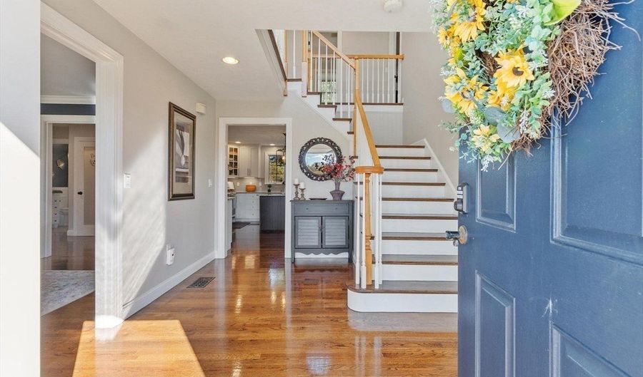 140 Barteau Ln, Boxborough, MA 01719 - 4 Beds, 3 Bath