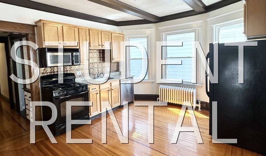 423 Hamilton St Floor 2, Albany, NY 12203 - 4 Beds, 1 Bath