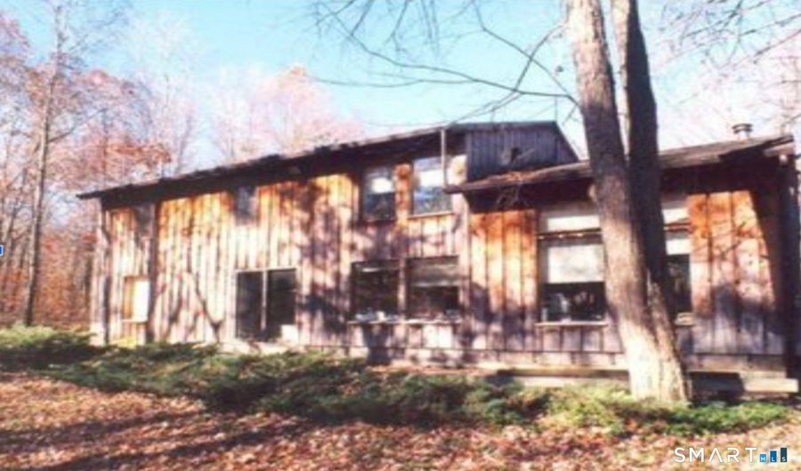 88 Winthrop Rd, Chester, CT 06412 - 3 Beds, 3 Bath