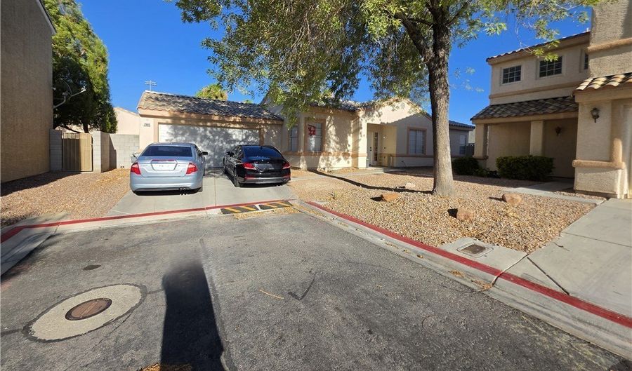 7904 Limbwood Ct, Las Vegas, NV 89131 - 3 Beds, 2 Bath