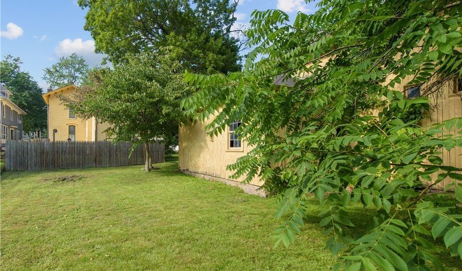 322 W State St, Albion, NY 14411 - 5 Beds, 3 Bath