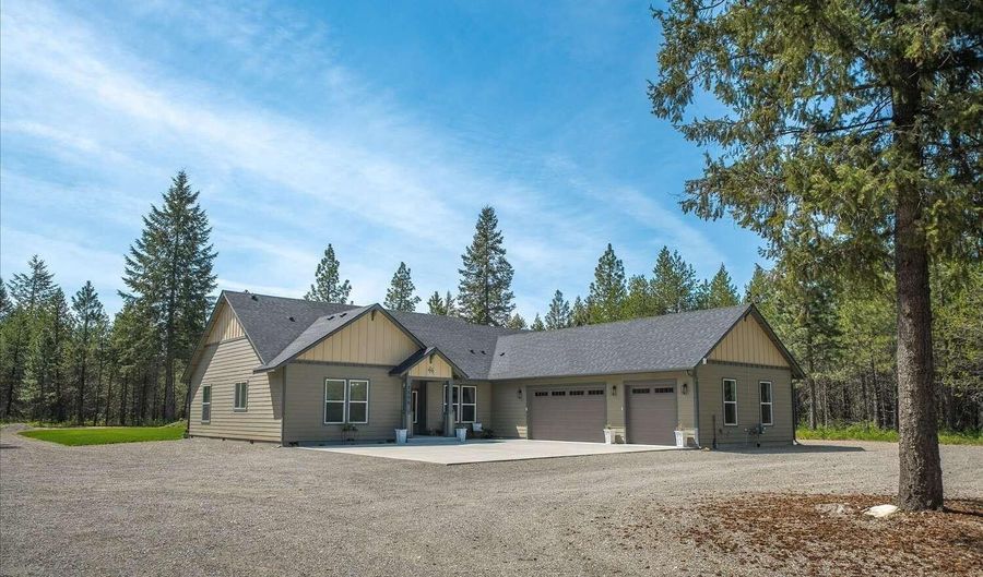 2500 E Marnett Rd, Athol, ID 83801 - 3 Beds, 3 Bath