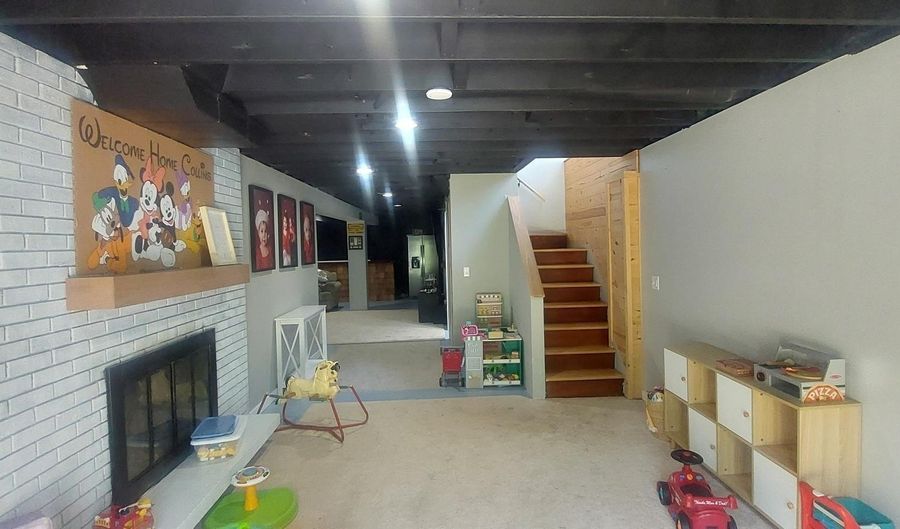 4113 TIPTON WOODS, Adrian, MI 49221 - 4 Beds, 2 Bath