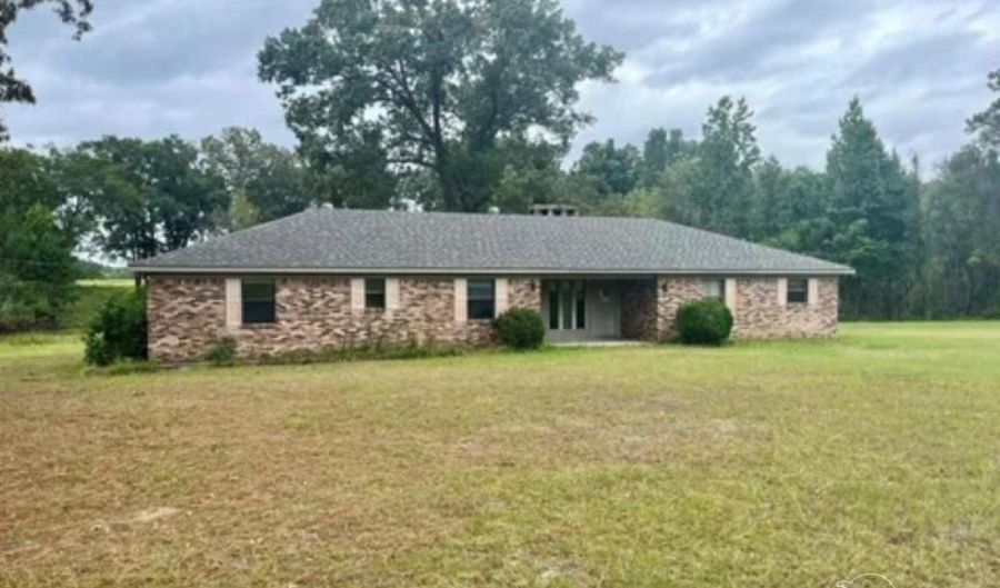 7470 Hwy 29, Andalusia, AL 36420 - 3 Beds, 2 Bath
