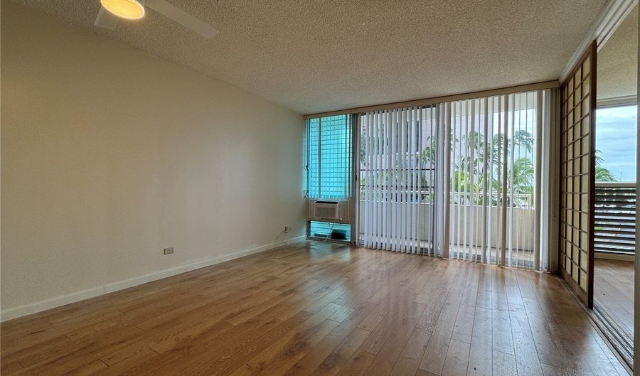1676 Ala Moana Blvd 203, Honolulu, HI 96815 - 2 Beds, 2 Bath
