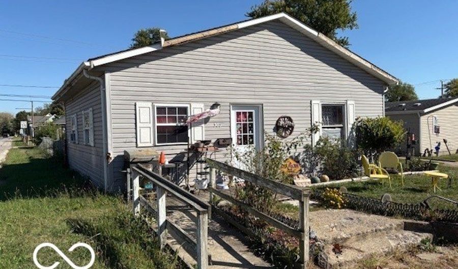 539 N Plum St, Albany, IN 47320 - 3 Beds, 1 Bath