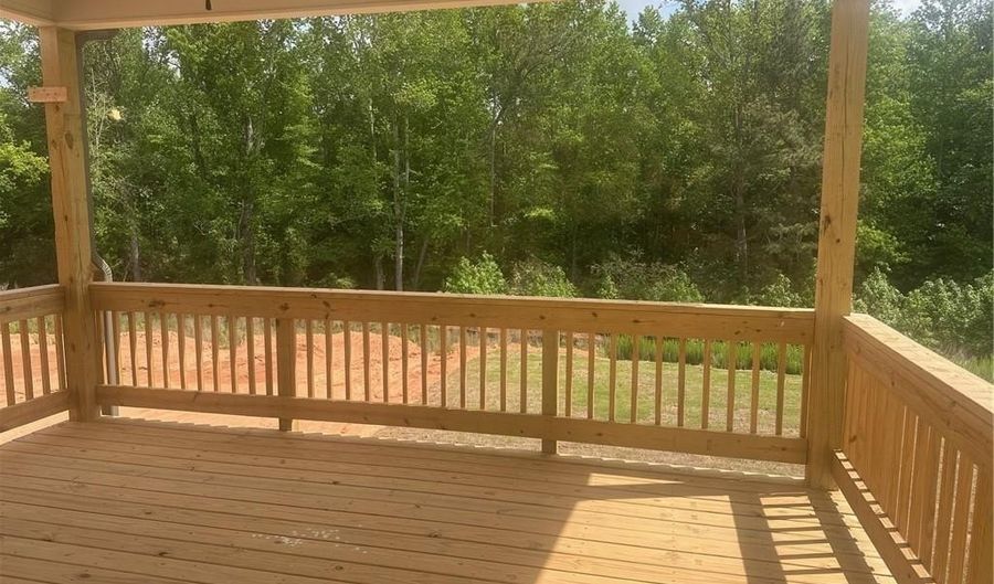 306 Rodeo Dr, Auburn, GA 30102 - 5 Beds, 3 Bath