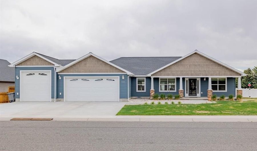3431 Appalachian Ave, Cody, WY 82414 - 3 Beds, 2 Bath