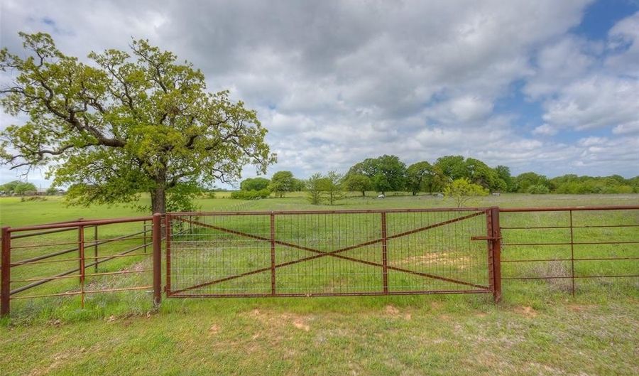 Tbd CR 1370, Alvord, TX 76225 - 0 Beds, 0 Bath