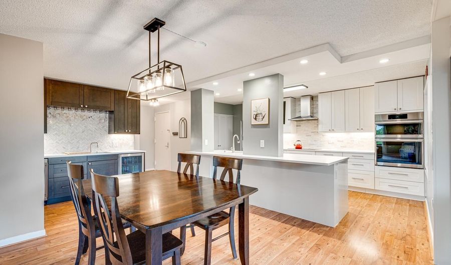 200 N PICKETT St 308, Alexandria, VA 22304 - 3 Beds, 3 Bath