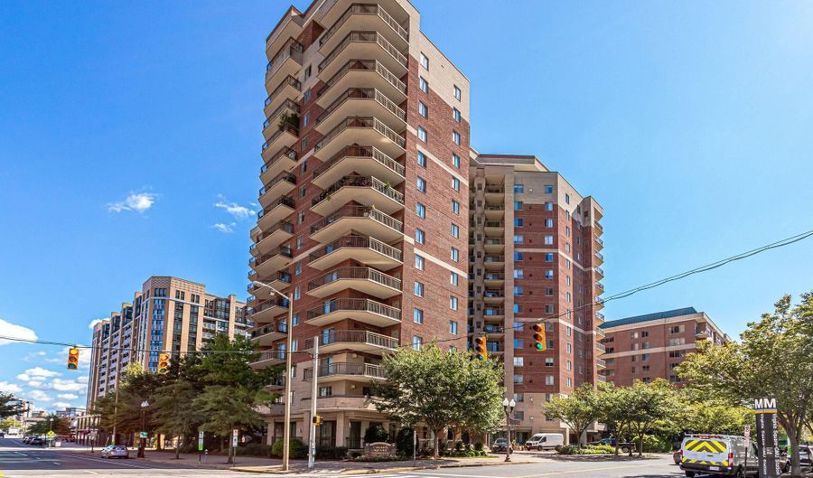 901 N MONROE St 1408, Arlington, VA 22201 - 2 Beds, 2 Bath