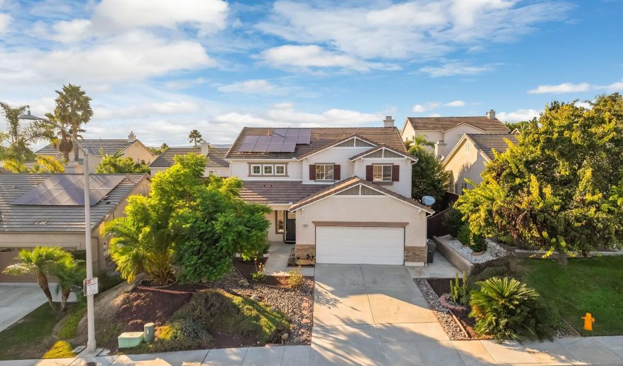785 Aldea Dr, Oceanside, CA 92057 - 5 Beds, 4 Bath