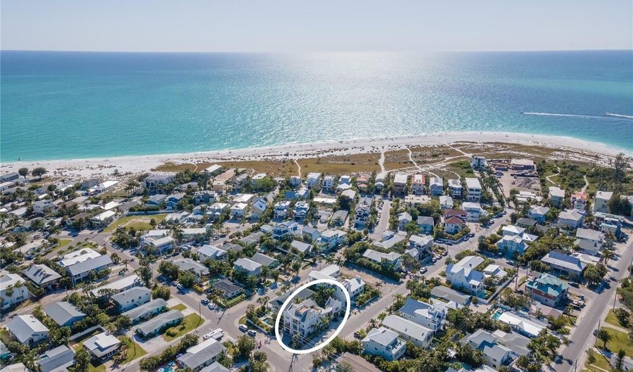 416 ALAMANDA Rd, Anna Maria, FL 34216 - 4 Beds, 5 Bath