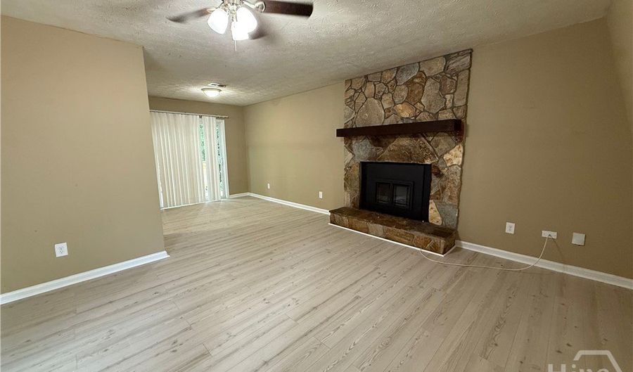 437 Rustwood Dr 437, Athens, GA 30606 - 2 Beds, 1 Bath
