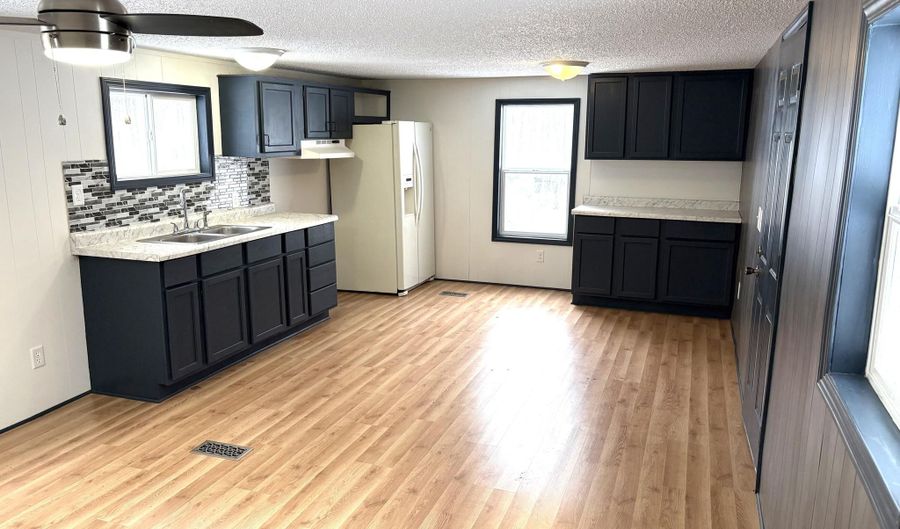 1759 Grant Dr, Allegan, MI 49010 - 2 Beds, 1 Bath