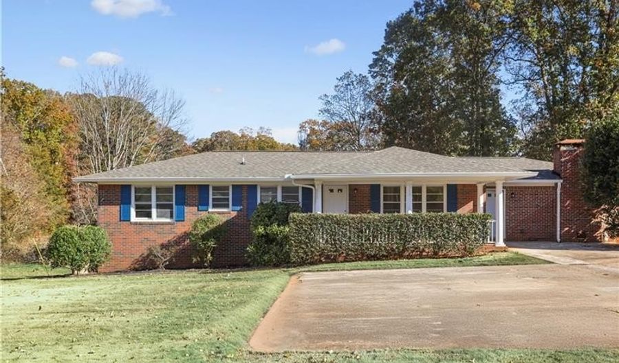 2179 Warren Dr, Austell, GA 30106 - 3 Beds, 2 Bath