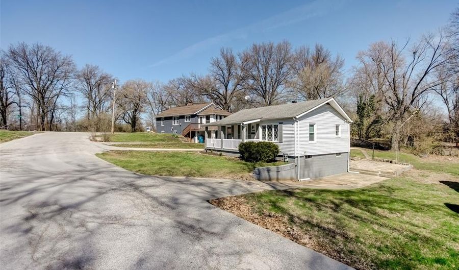 2425 La Salle Dr, Alton, IL 62002 - 3 Beds, 1 Bath