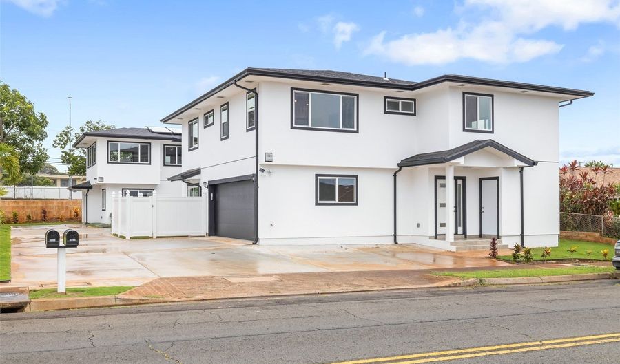 1526 Hooli Cir, Pearl City, HI 96782 - 5 Beds, 3 Bath