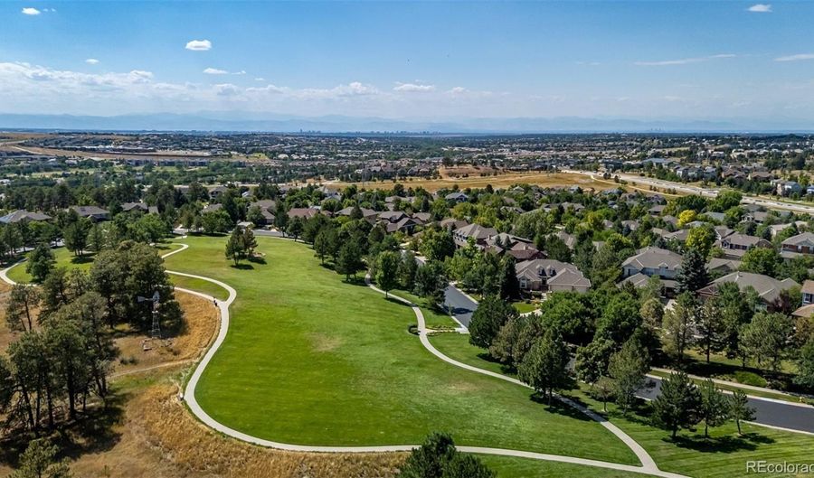 24248 E Roxbury Cir, Aurora, CO 80016 - 3 Beds, 3 Bath
