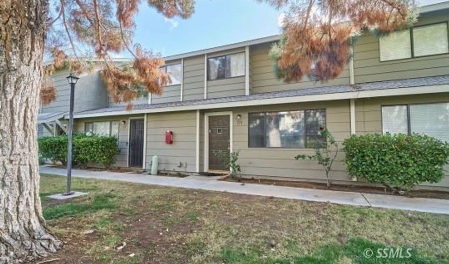 195 E Upjohn Ave, Ridgecrest, CA 93555 - 3 Beds, 3 Bath