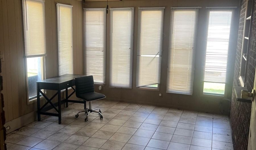 63 S 2nd St, Allen, KY 41601 - 3 Beds, 2 Bath