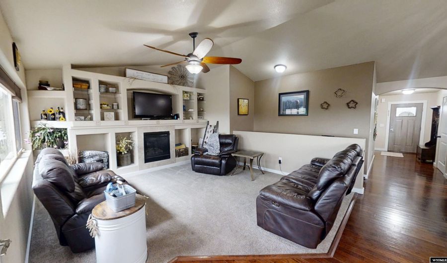 5810 S Oak, Casper, WY 82601 - 5 Beds, 3 Bath