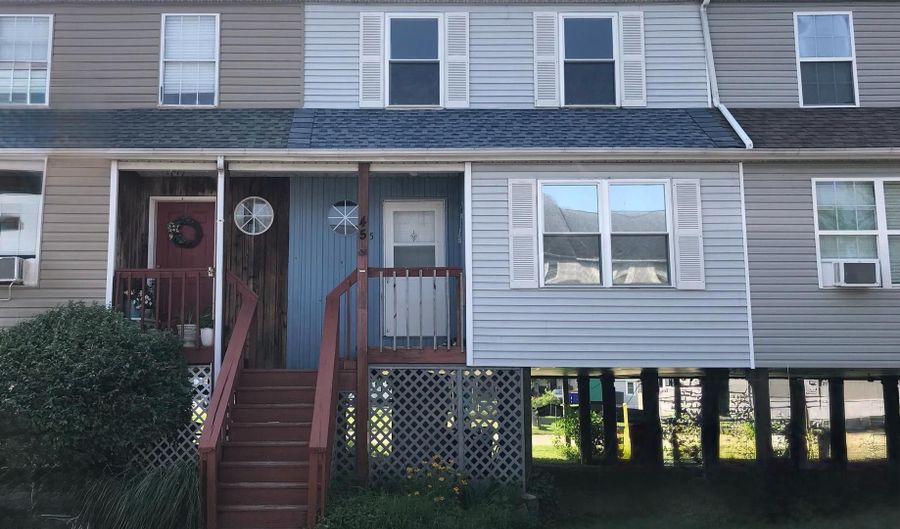 45 WYATT St, Frederica, DE 19946 - 2 Beds, 2 Bath
