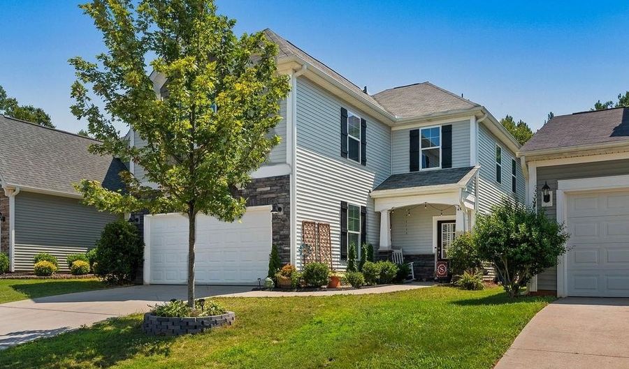 222 Eventine Way, Boiling Springs, SC 29316 - 3 Beds, 3 Bath
