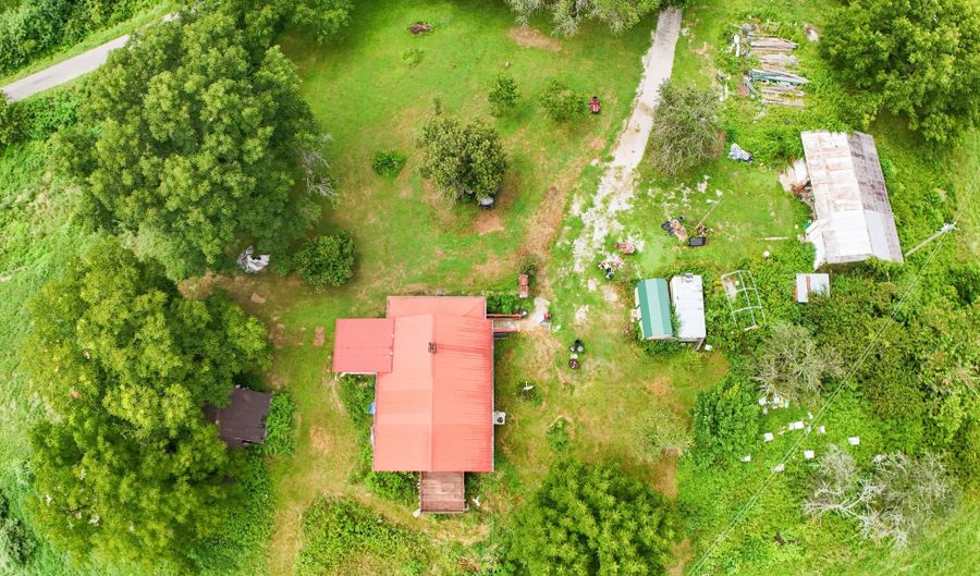 679 New Hope Church Rd, Barbourville, KY 40906 - 3 Beds, 1 Bath