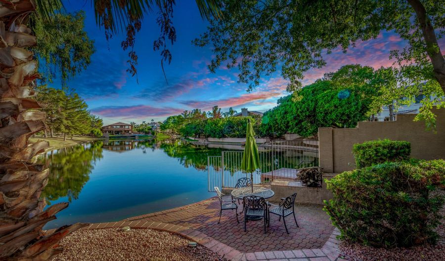 3201 S HORIZON Pl, Chandler, AZ 85248 - 4 Beds, 4 Bath